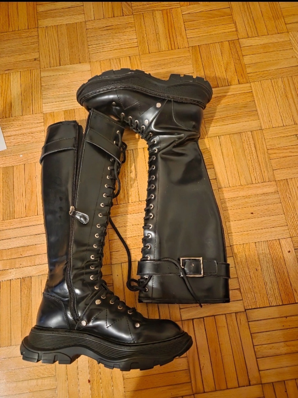 Alexander McQueen Black Knee-High Lace-Up Platform Boots